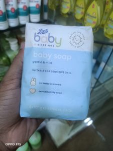 Boots gentle And mild baby soap - 4x100g - Image 2
